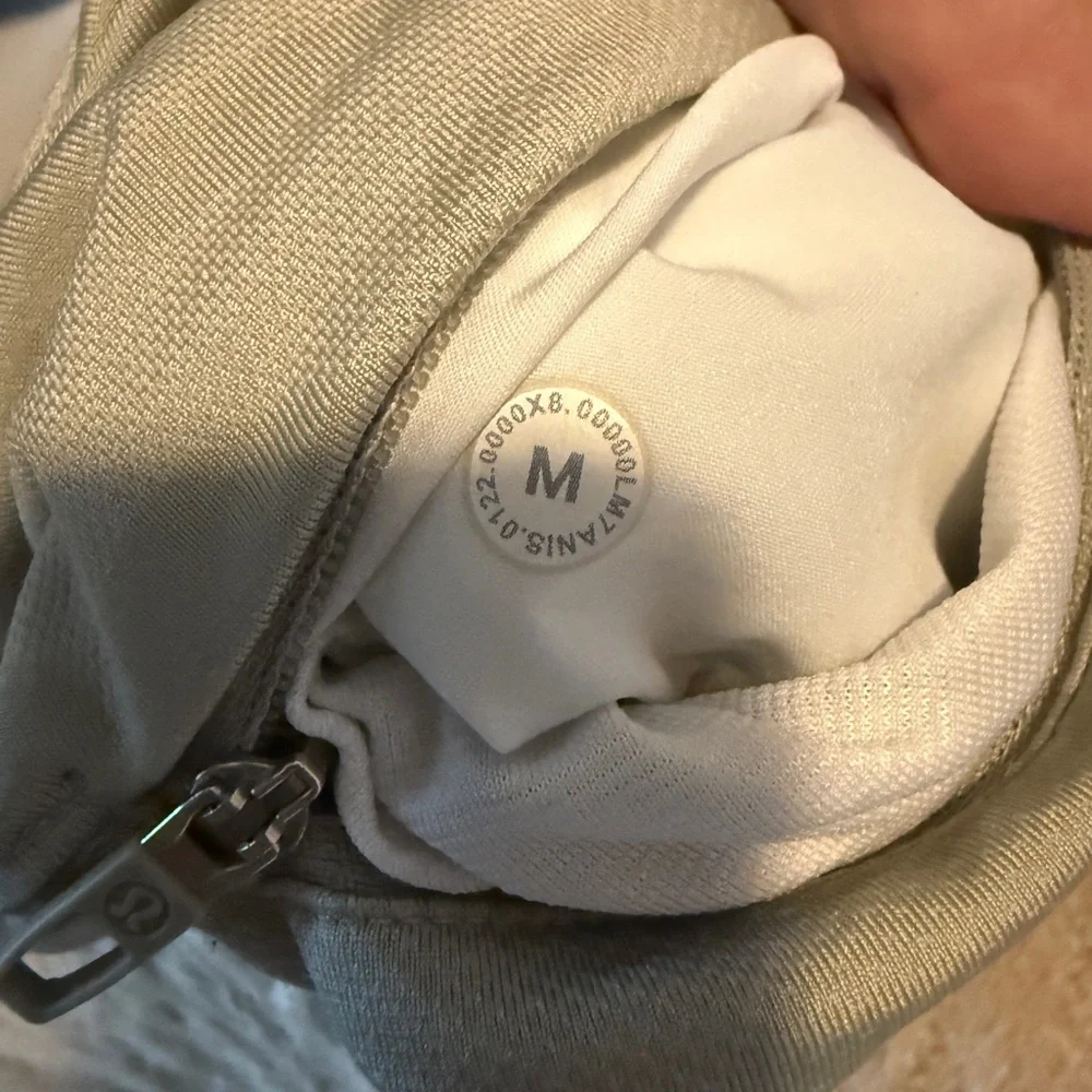 Lululemon T.H.E. Linerless Short 9